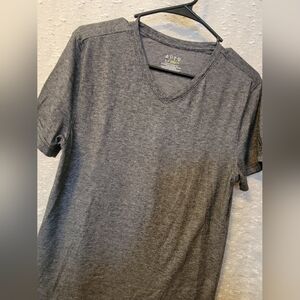 Heathered Men's V-Neck Tee